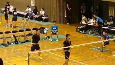 県大会速報 バドミントン部男子優勝